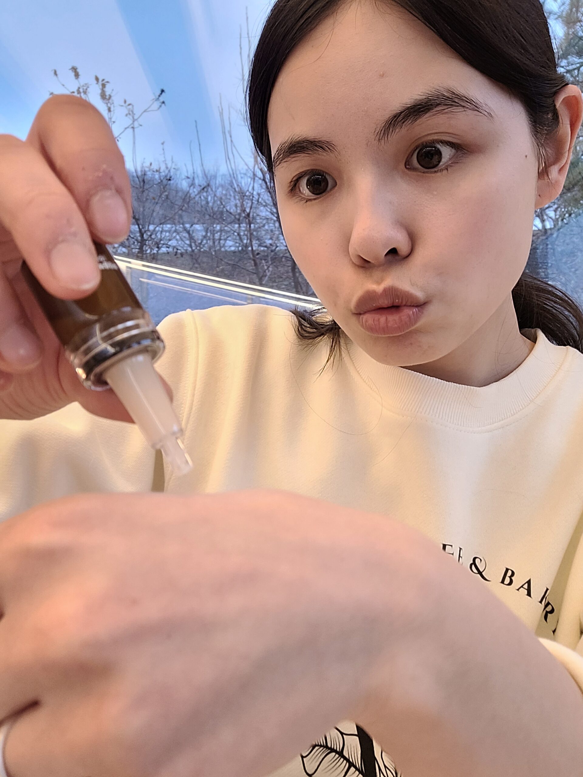 Brand Model Skin Care Review: Refulls NEW YORK Ampoule Kit with a genuine 58% of Caviar